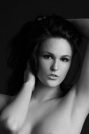 VICTORIA G